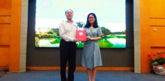 Hou Yifan Youngest Ever Professor At Shenzhen University