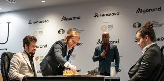 Magnus Carlsen struck again; Defeats Ian Nepomniachtchi in Round 8 of the World Chess Championship