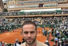 Wadim Rosenstein Didn’t Just Announce a Chess Event. He Made the World Look.